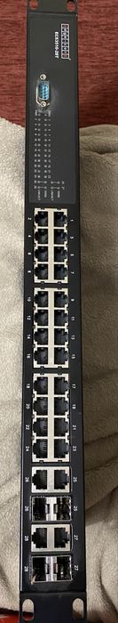 Edge-Core ECS3510-28T — керований комутатор (managed switch)