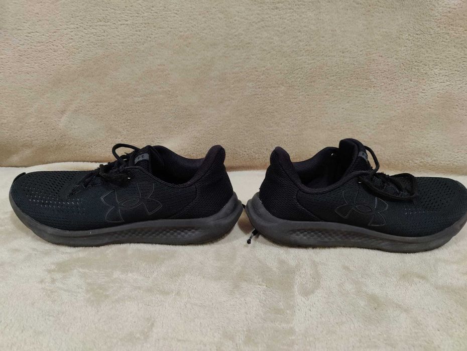 Sapatilhas Under Armour tam. 41 em excelente estado