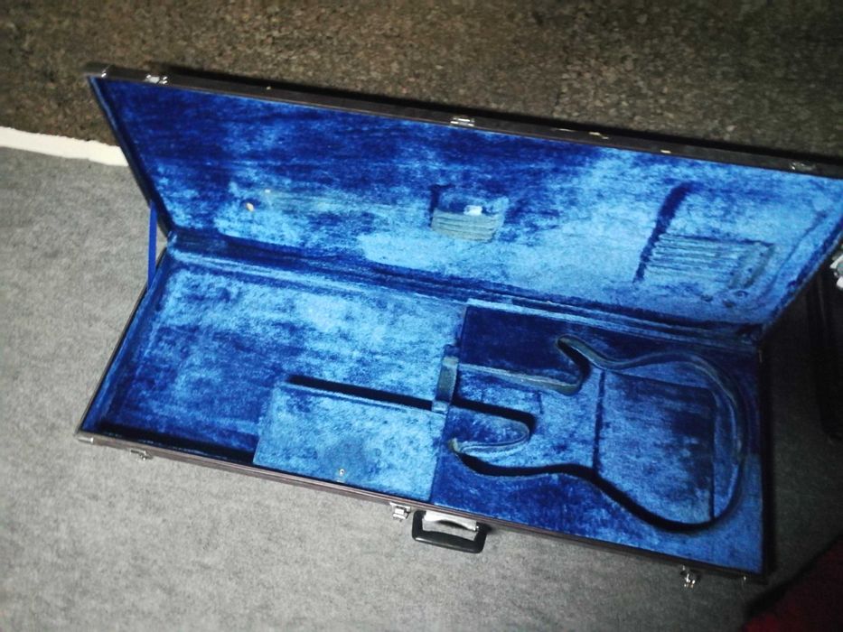 Baixo Fretless Lined Yamaha TRB 6P 1ª ger.