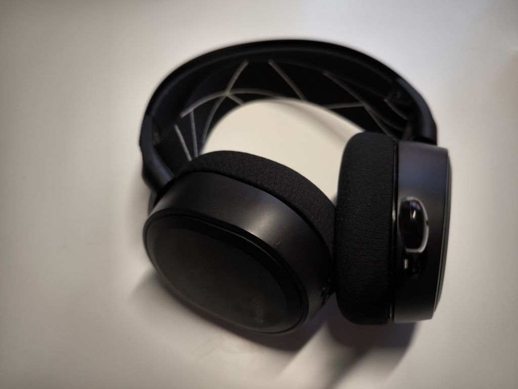 SteelSeries Arctis 9 Wireless Preto com Almofadas Novas