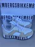 Женские кроссовки Bikkembergs,черные и белые.38 размер
Bikkembergs,