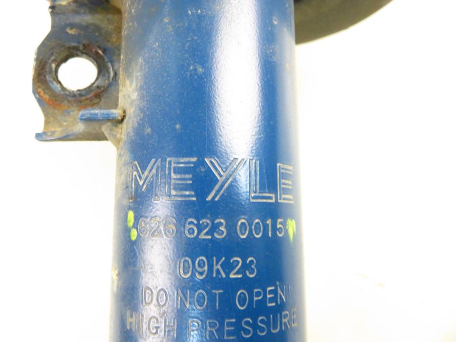 Mcperson Prawy Przedni Opel Zafira B (a05) 1.9 Cdti 8v