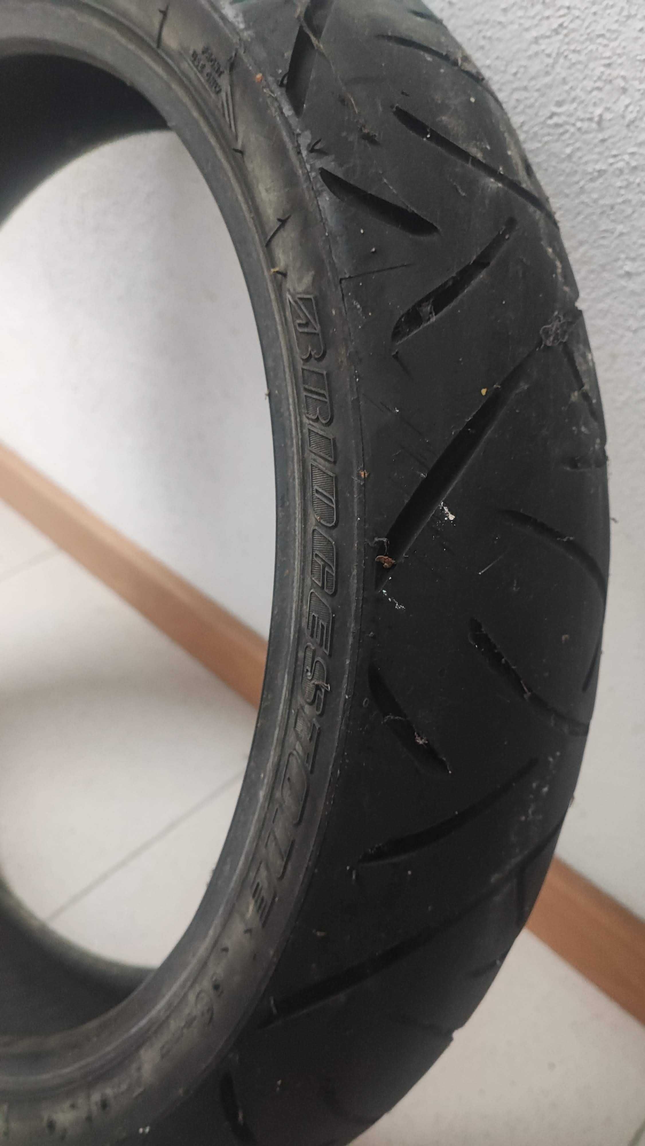 Pneu Moto Bridgestone battlax bt021 120/70/17