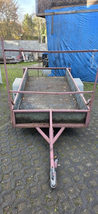 Rezerwacja Solidna przyczepka z papierami