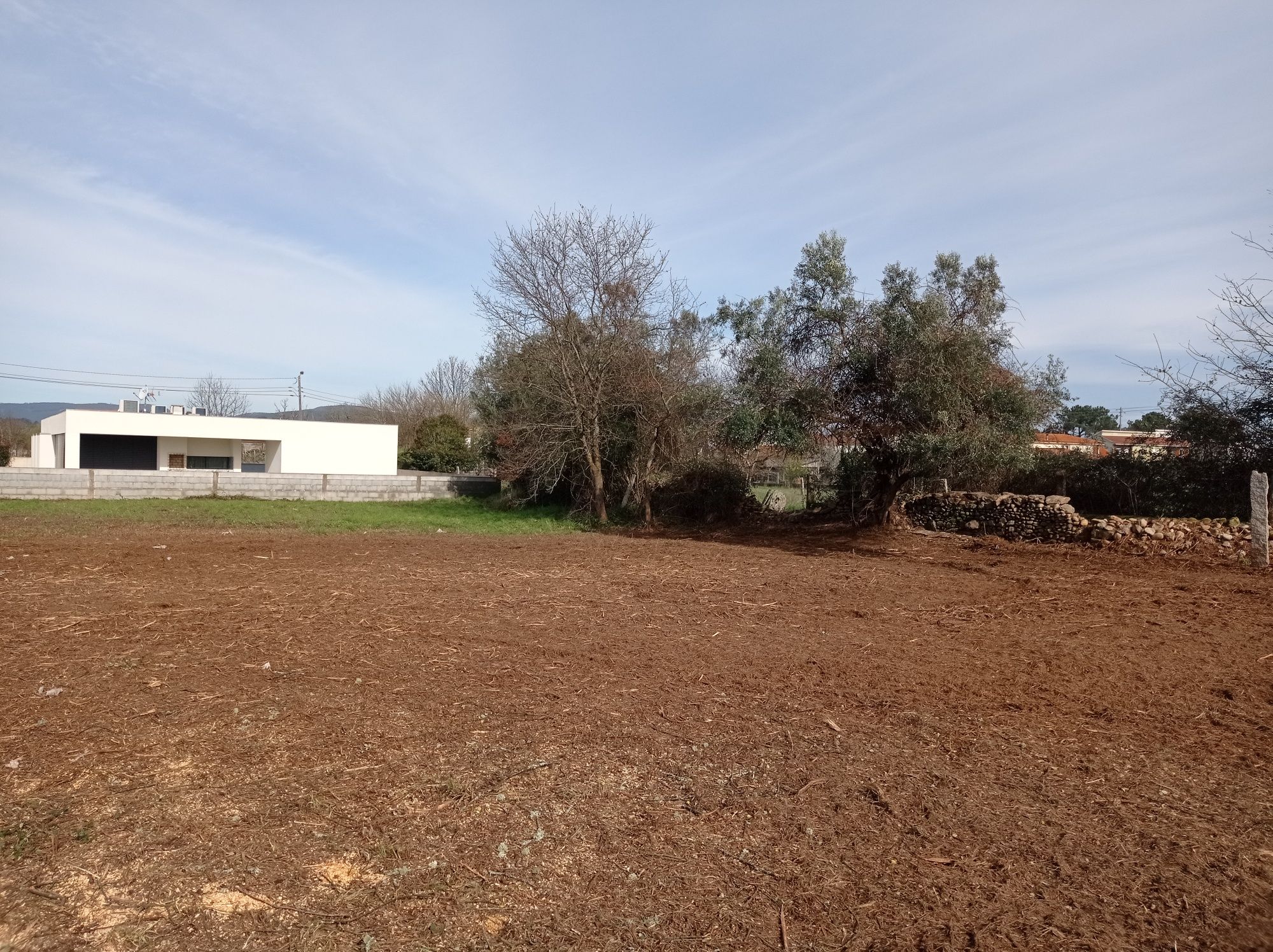 Lote terreno  junto rio Minho em  V.N.Cerveira