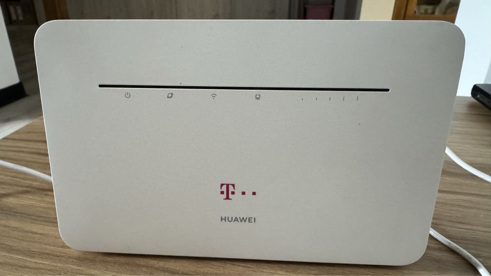 HUAWEI  B535-232 wifi4G