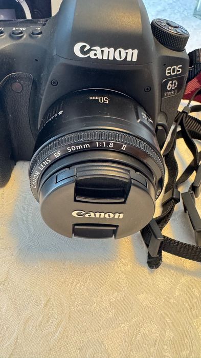 Máquina Fotográfica Reflex (DSLR)Canon EOS 6D Mark II + 2 objetivas
