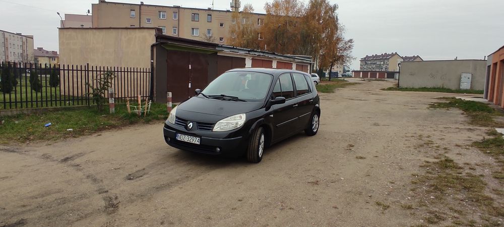 Renault scenic 1.6 benzyna. Tempomat , climatronic 2x koła