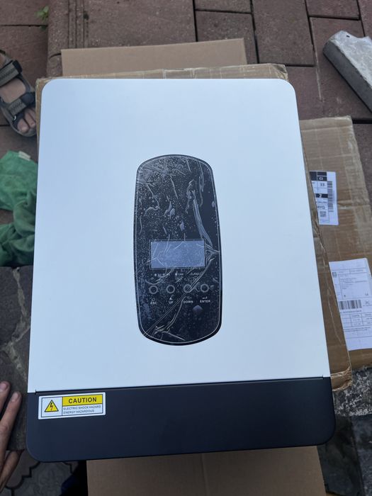 інвертор в наявності 3кв 24в  sun pover