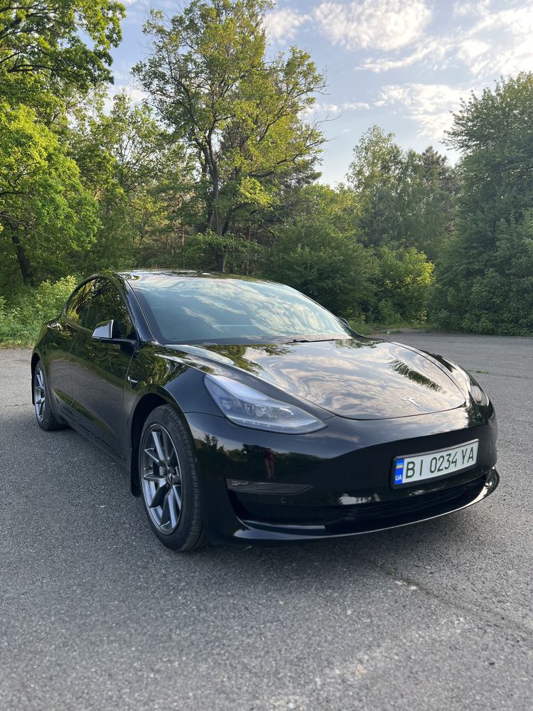 Tesla made 3 2021 рік 7 місяць