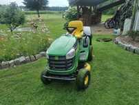 John Deere x135r