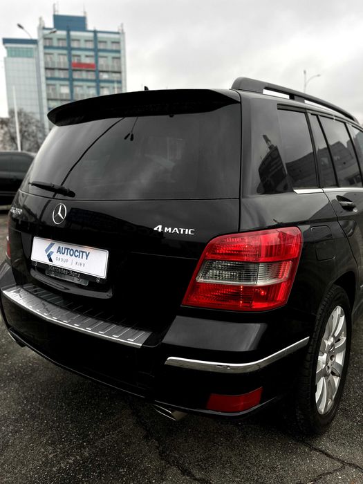 Mercedes-Benz GLK-Class 2012