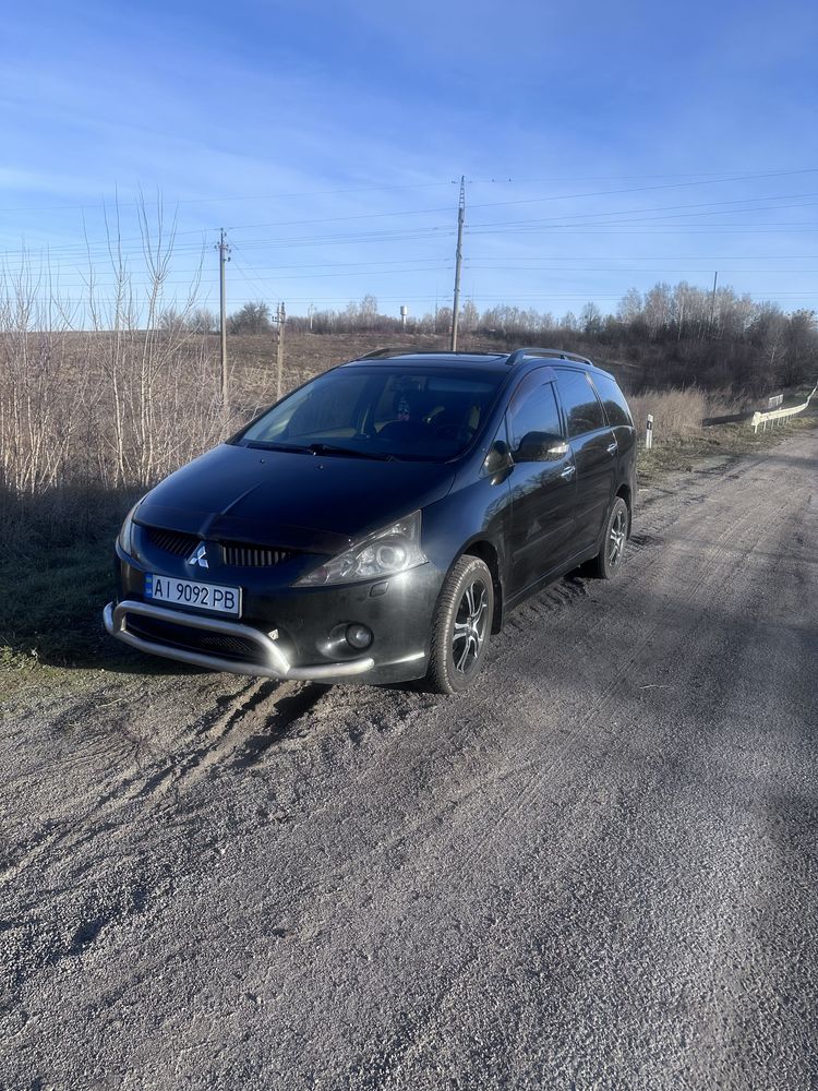 Міцубісі грандіс