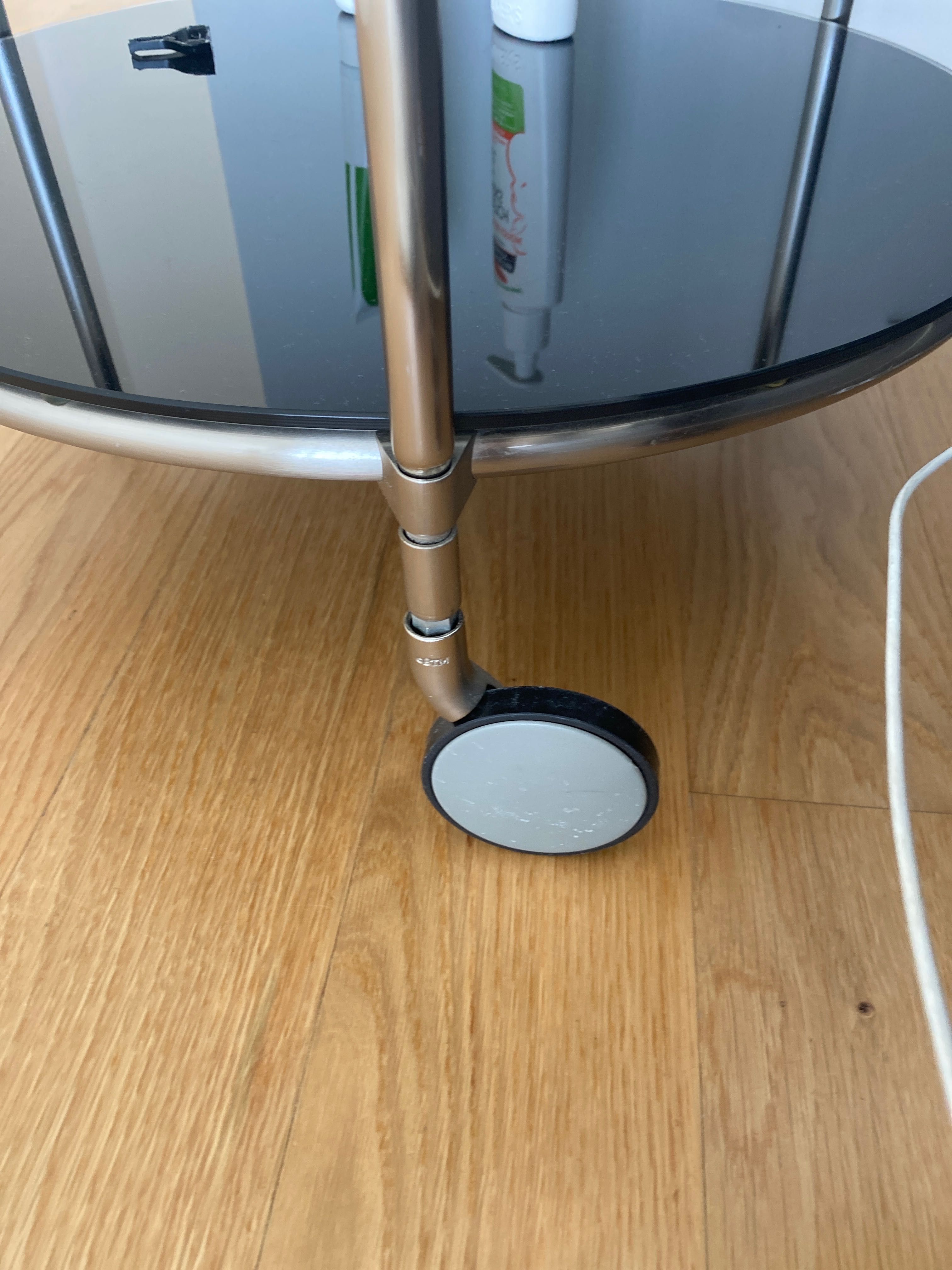 mesa IKEA de apoio tampos em vidro