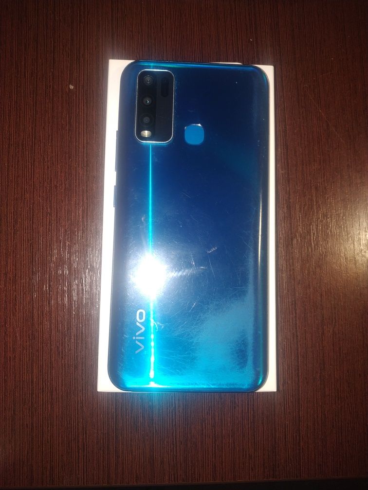 Телефон Vivo Y30 1938