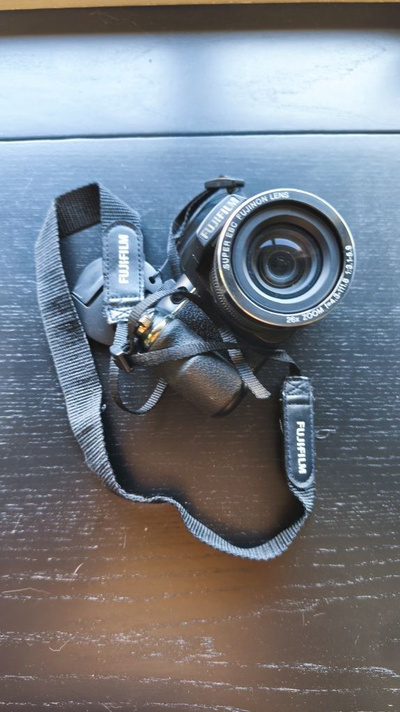 Camera Fujifilm Finepix S4300