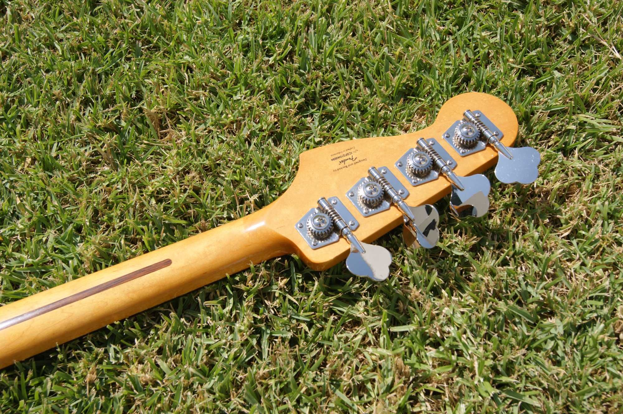 Squier Classic Vibe 60s - Baixo Precision