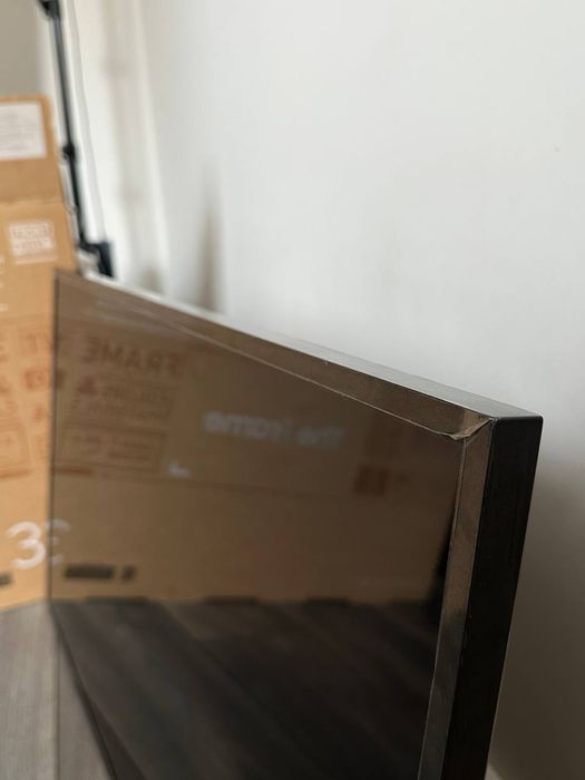 Samsung LS03T The Frame 32” | Тонкий, дизайнерський телевізор