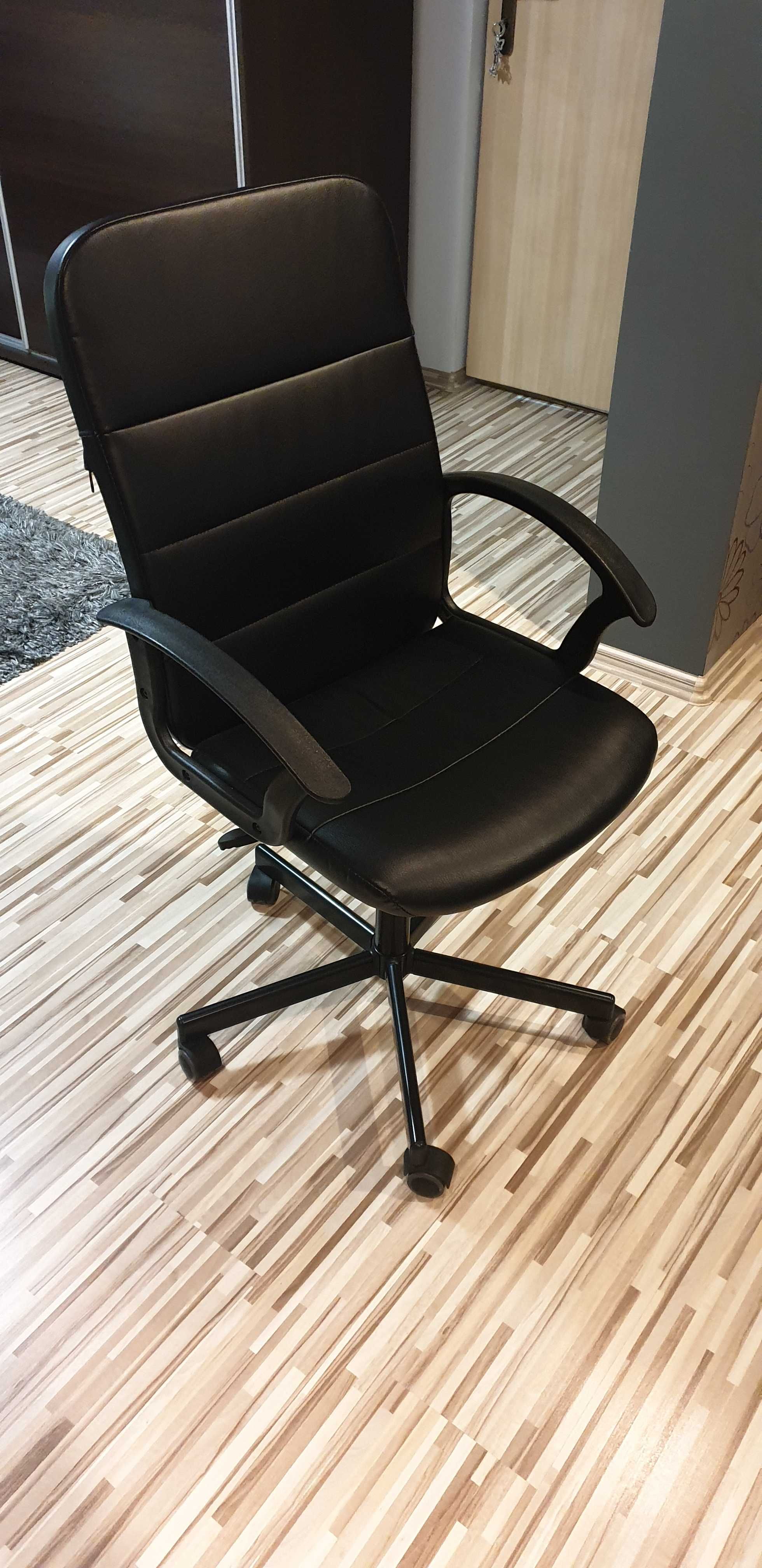 Krzesło, fotel komputerowy regulowany