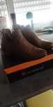 Botins camel com fecho