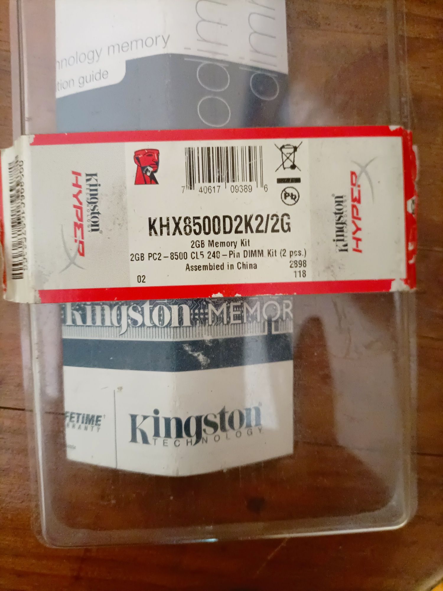 Memória RAM 2GB Kingston HyperX DDR2 (Kit Dual Channel - 2x1GB)