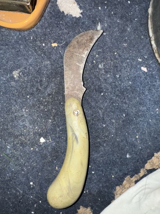 Инструменты разные молоток отвертка