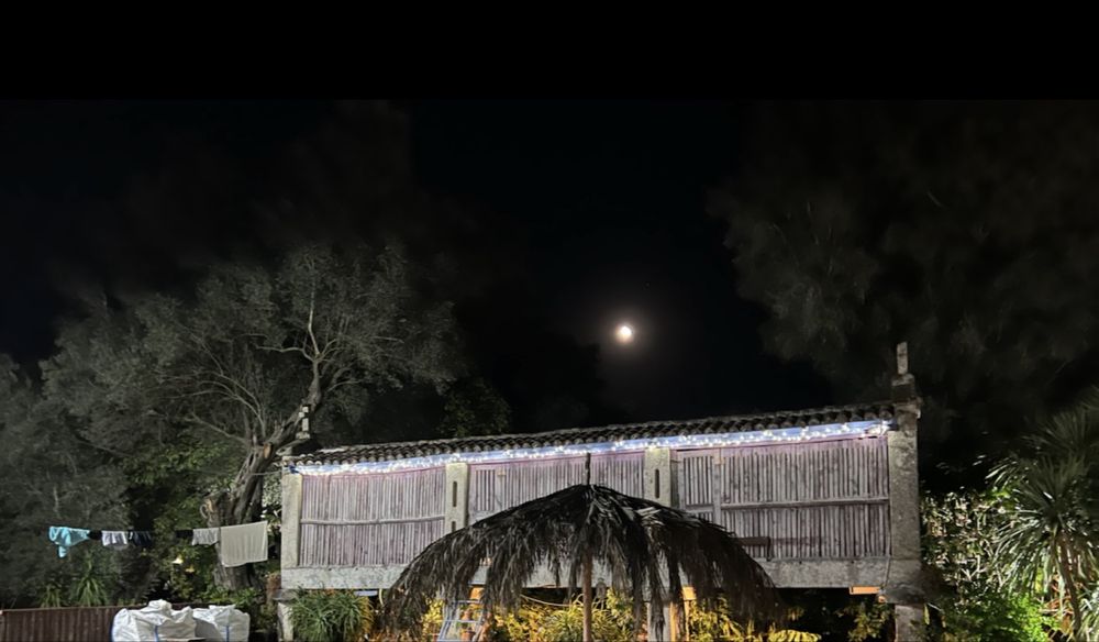 Casa rustica em ambiente natural