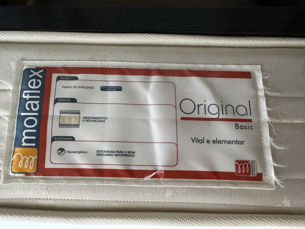 Cama de solteiro 195x90 com estrado + colchão Molaflex