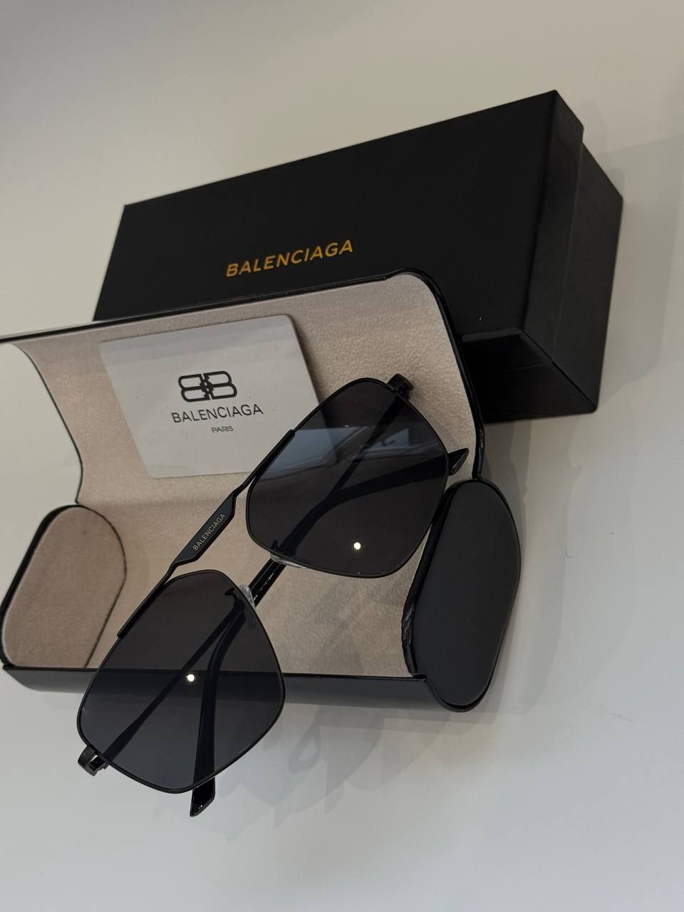 Хіт окуляри Balenciaga