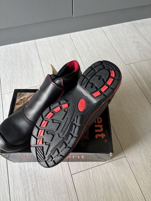 Buty urgent robocze wzmacniane z blachą