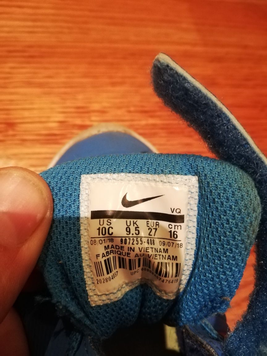 Buty sportowe chłopięce Nike r. 27 17,5cm