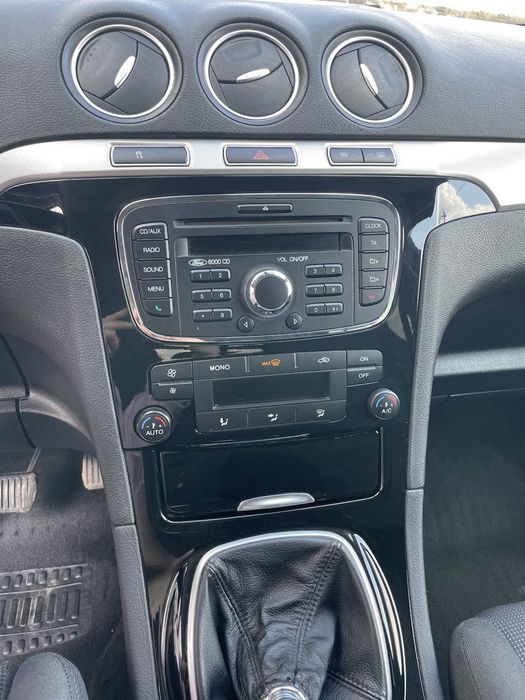 Продаю Ford s-max 2014 року.