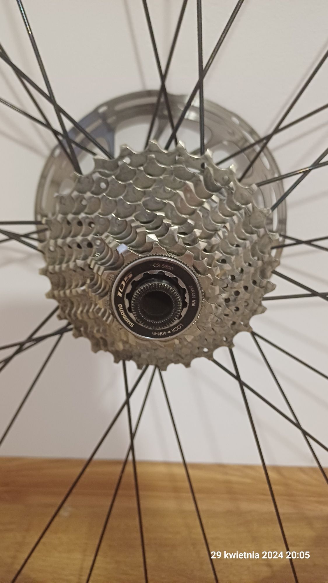 Koła gravel przełaj 28 cali alu disc 105 SRAM