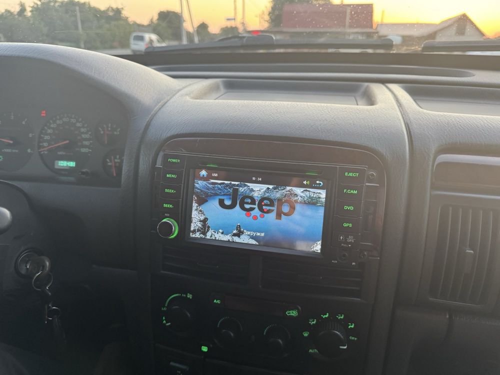 Продам Jeep Grand Cherokee з мотором 3.2 дизель