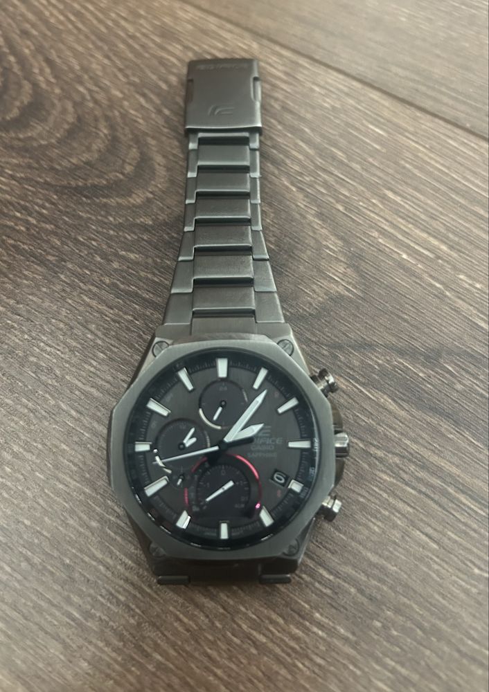 Годинник.Часы.Casio EQB-1100YDC-1A