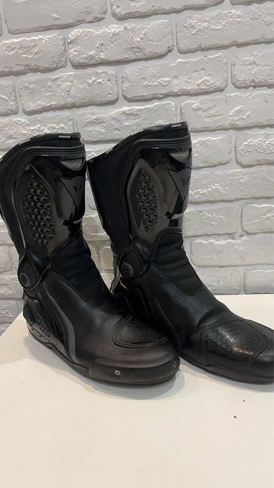 Мотоботы Dainese trq-race out 43 размер