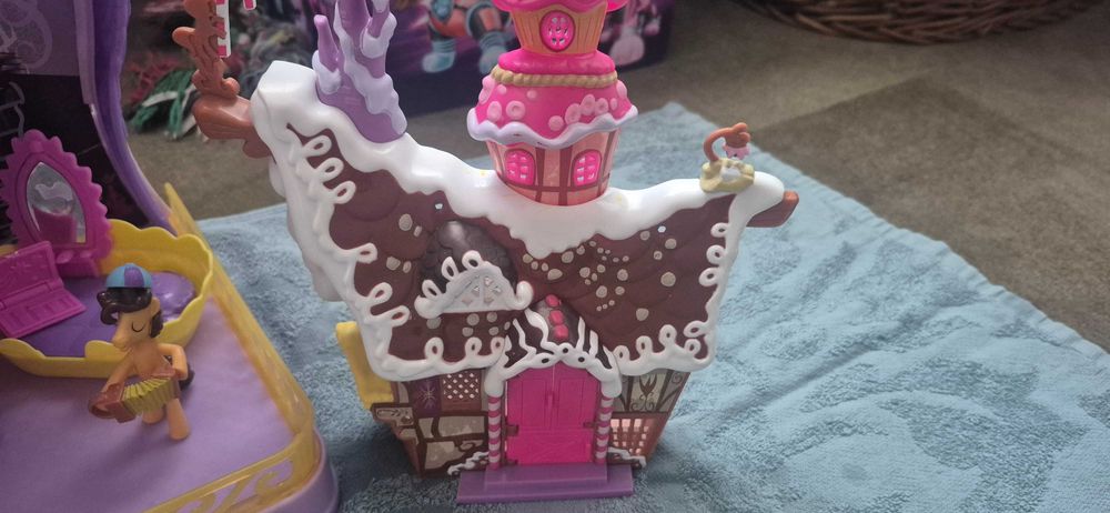 Zamek my Little Pony Canterlot