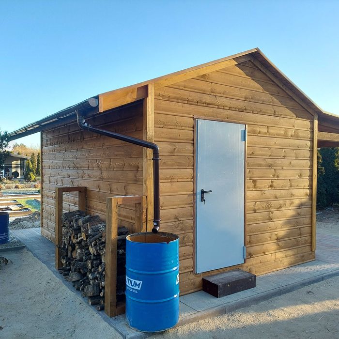 boazeria deska elewacyjna szalówka kantówka