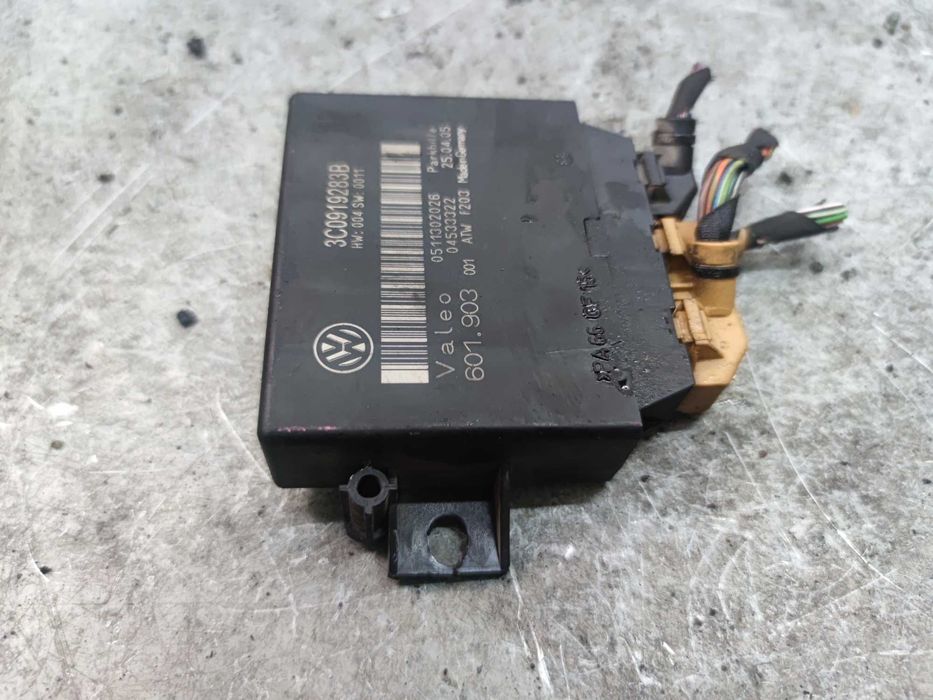 Volkswagen Passat B6 Sterownik Moduł Parkowania Czujników PDC