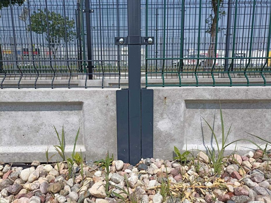 Ogrodzenia ogrodzenie panelowe panele słupki brama furtka płot palety