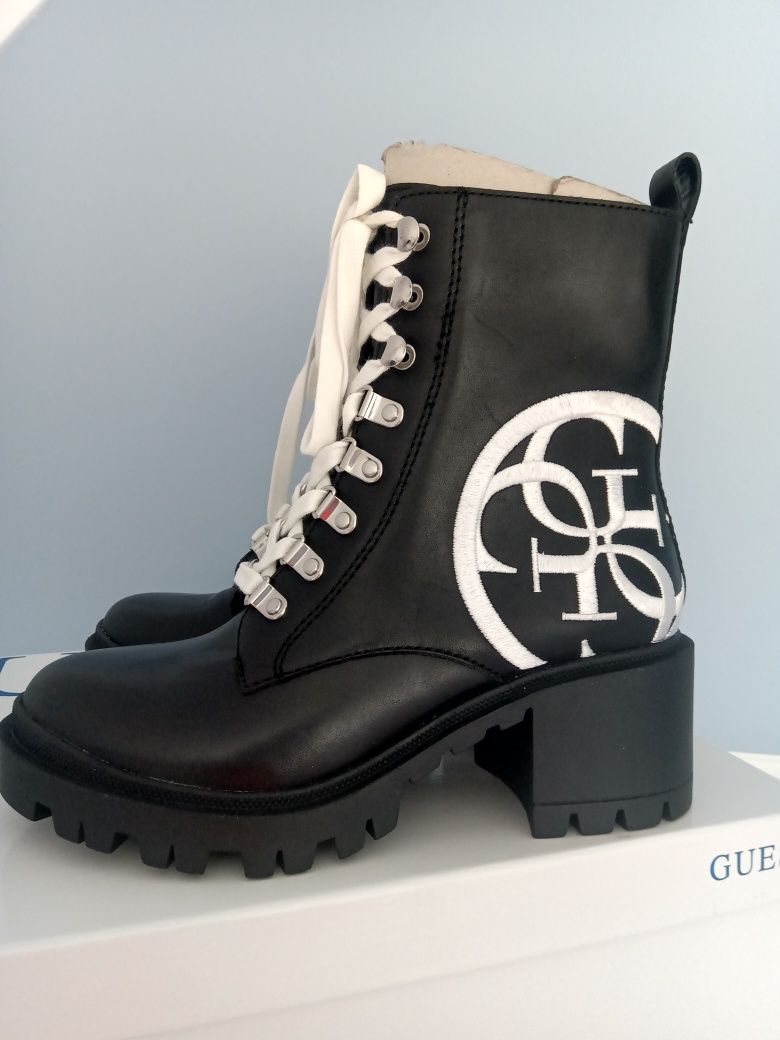 Botki damskie marki Guess rozmiar 37 (24 cm) CENA OSTATECZNA