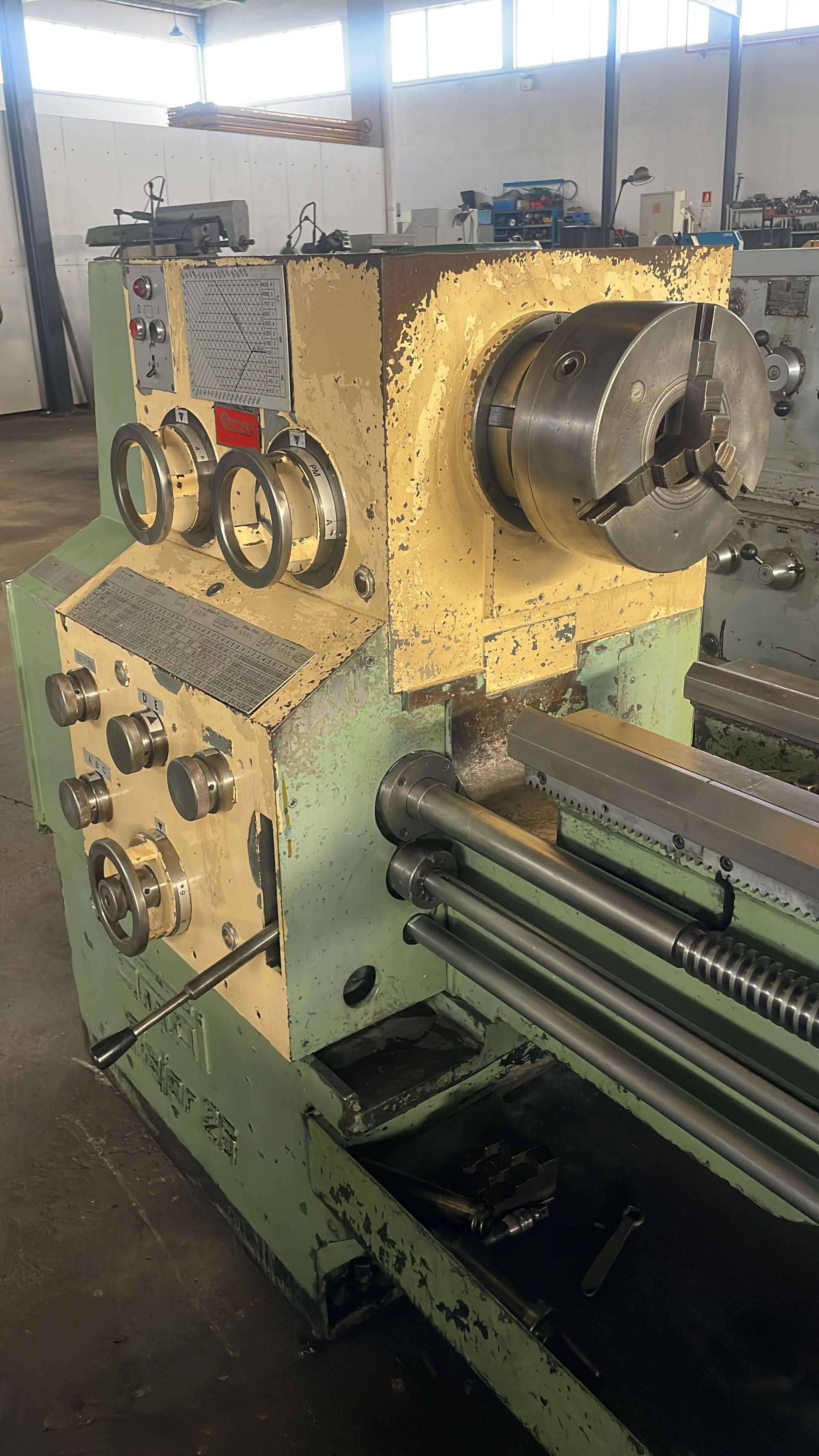 Torno mecânico SMOL MAJOR 25 usado