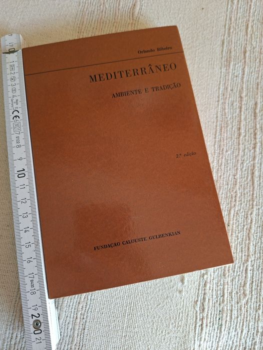 Mediterrâneo. Ambiente e Tradição Orlando Ribeiro livro muito estimado