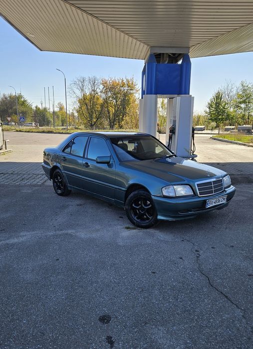 Mercedes c180 w202 Газ