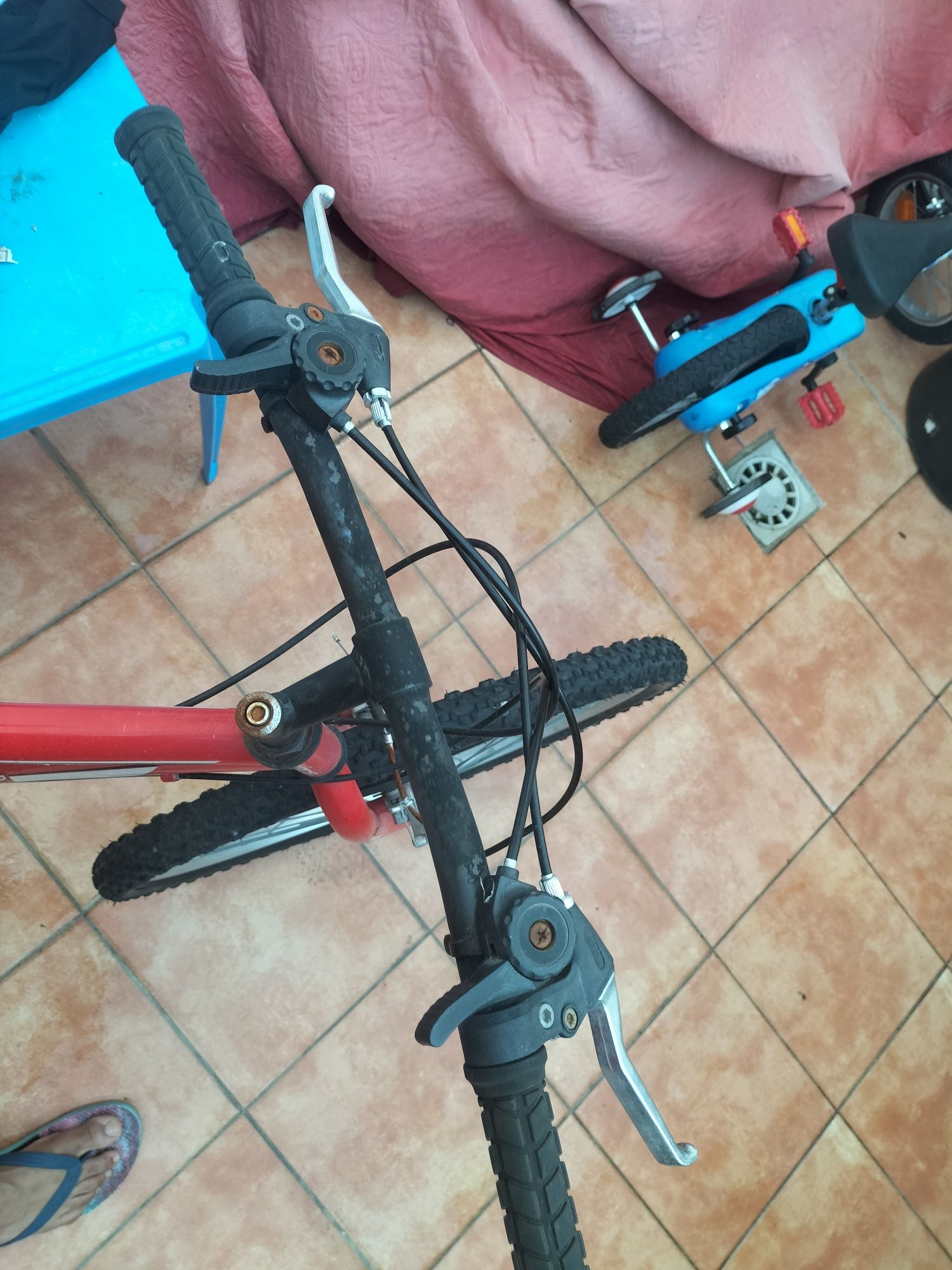 Vendo bicicleta pouco usada