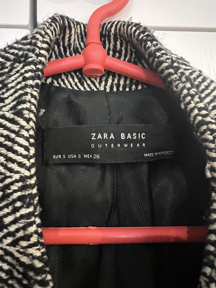 Пальто осіннє Zara (розмір S, 26)