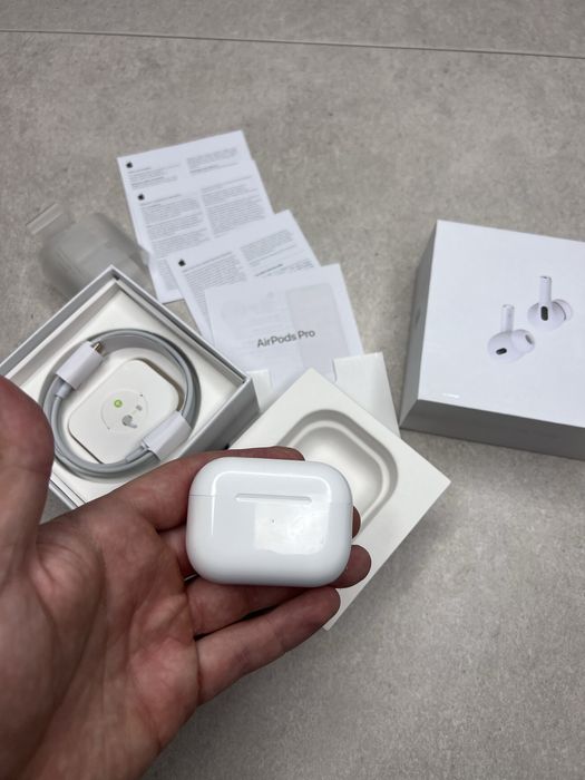 Навушники AirPods Pro 2 (2025 generation) / Беспроводные наушники