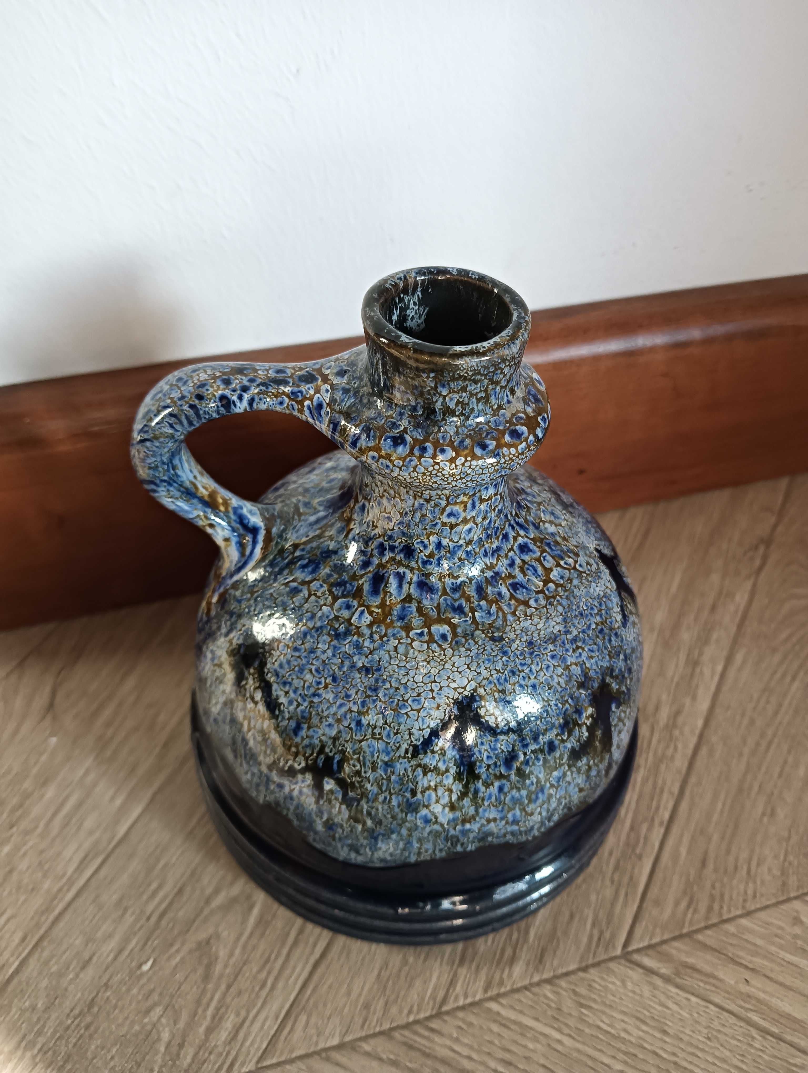 Wazon ceramiczny z uchem Haldensleben piękny