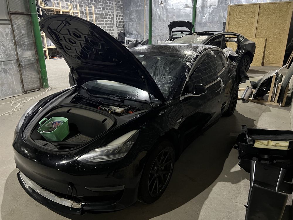 Разборка Киев Tesla M3 2019