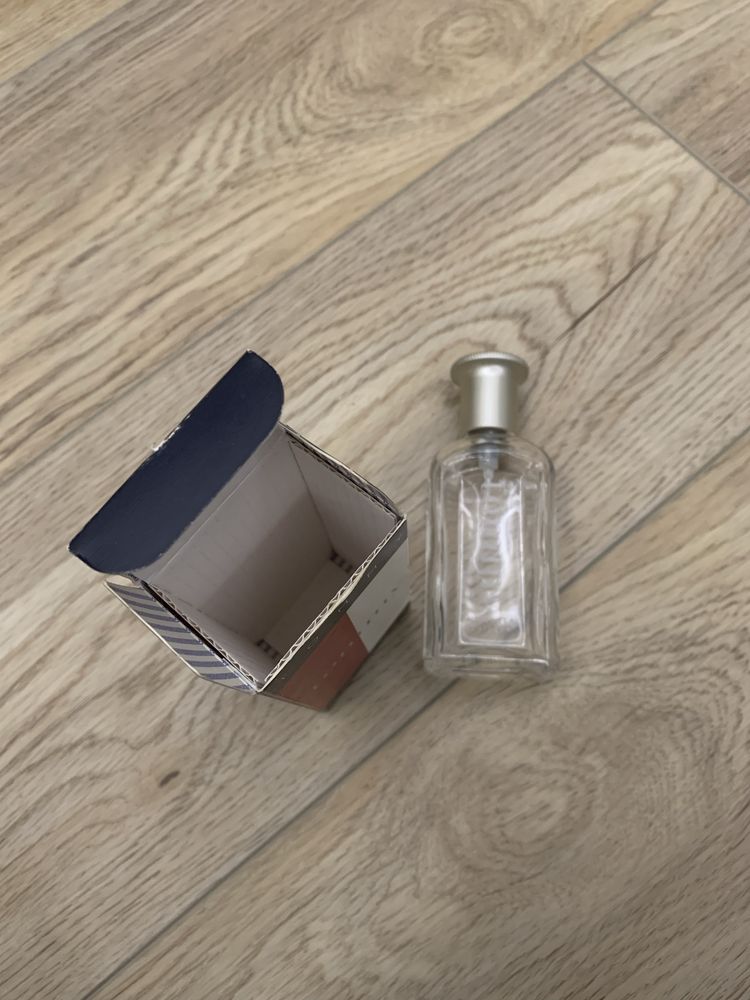 Opakowanie pudełko + flakon po perfumach Tommy Hilfiger Cologne